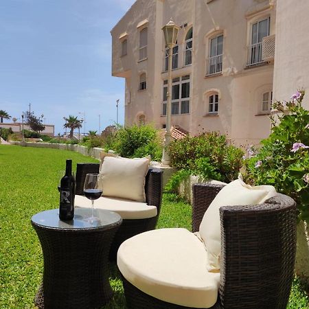 1 Bedroom Beachfront Apartment At Torecilla Beach Nerja Esterno foto
