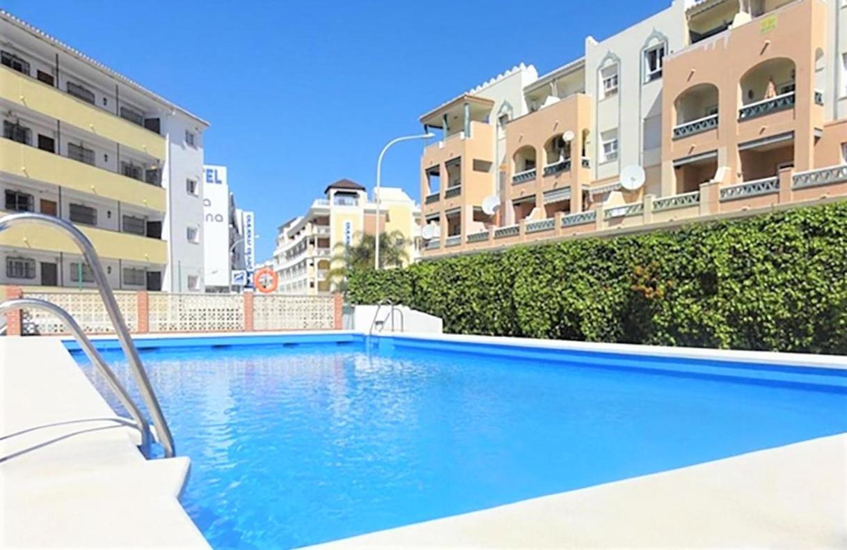 1 Bedroom Beachfront Apartment At Torecilla Beach Nerja Esterno foto